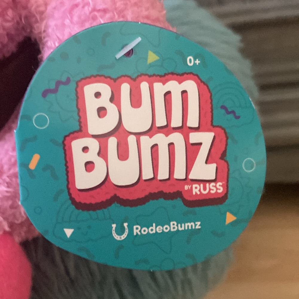 BRAND NEW BUM BUMZ SIZE 7.5”! NWT! SMOKE FREE HOME! - Picture 3 of 5